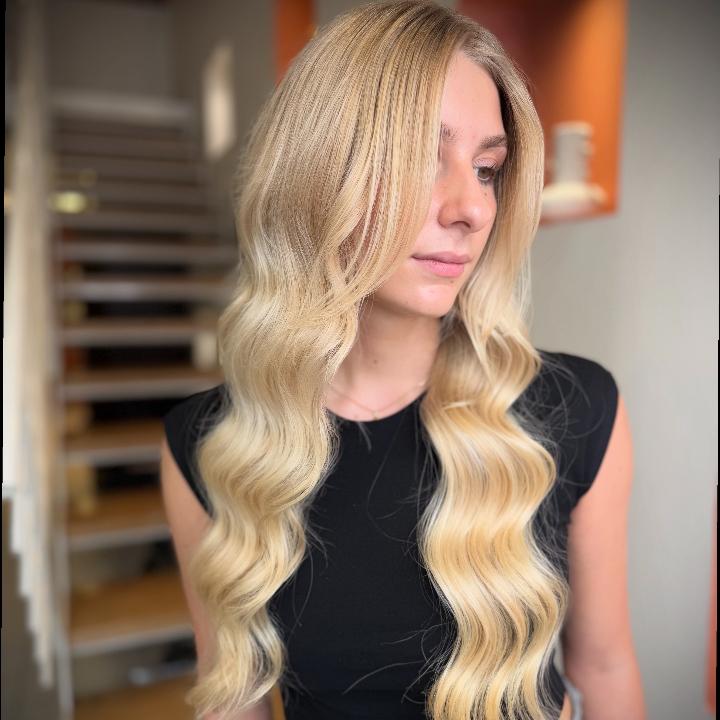 Une longueur de rêve et un blond d’enfance ✨